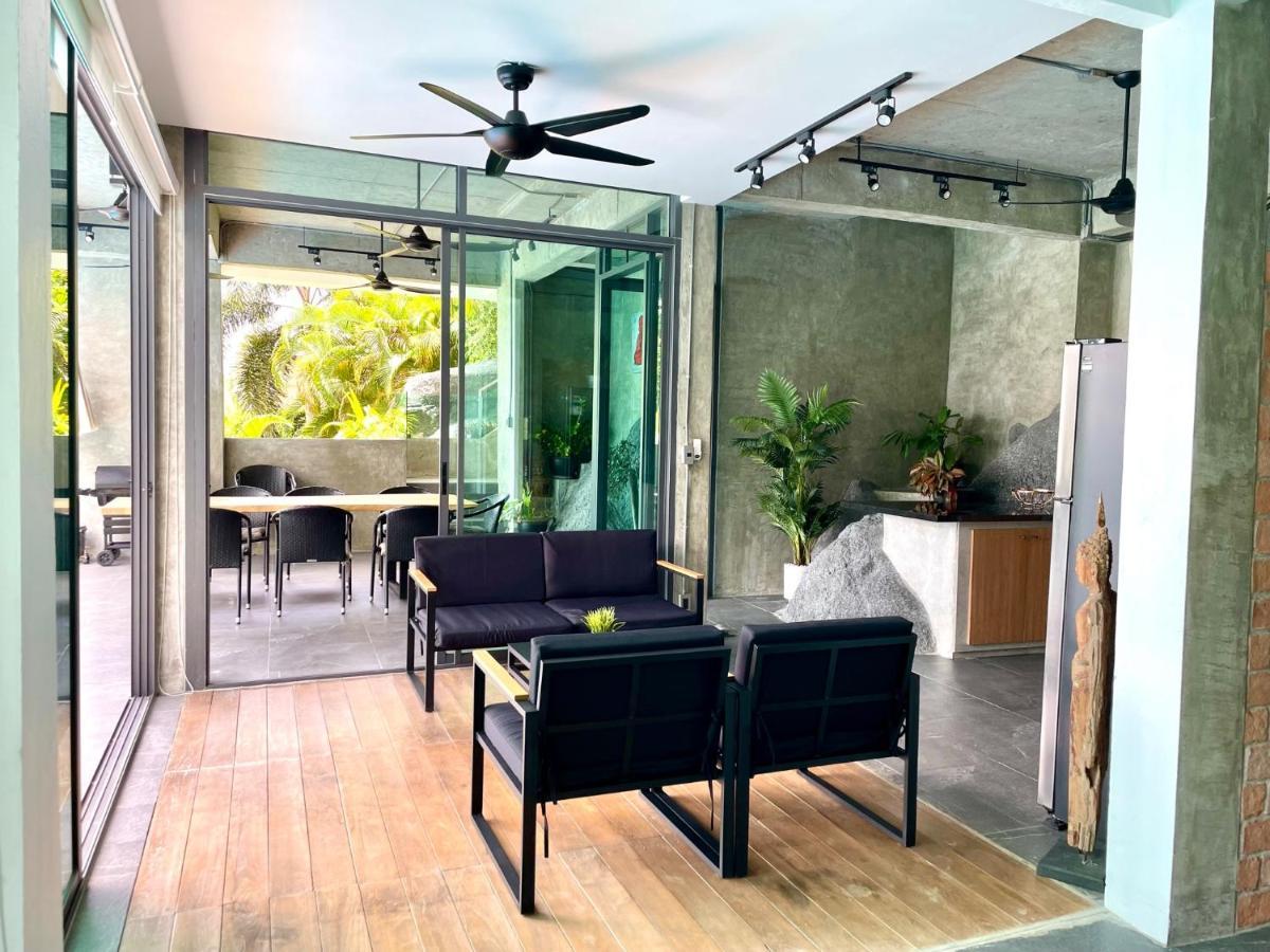 Baan Saint-Tropez Seaview Villas Kata Beach Exterior foto