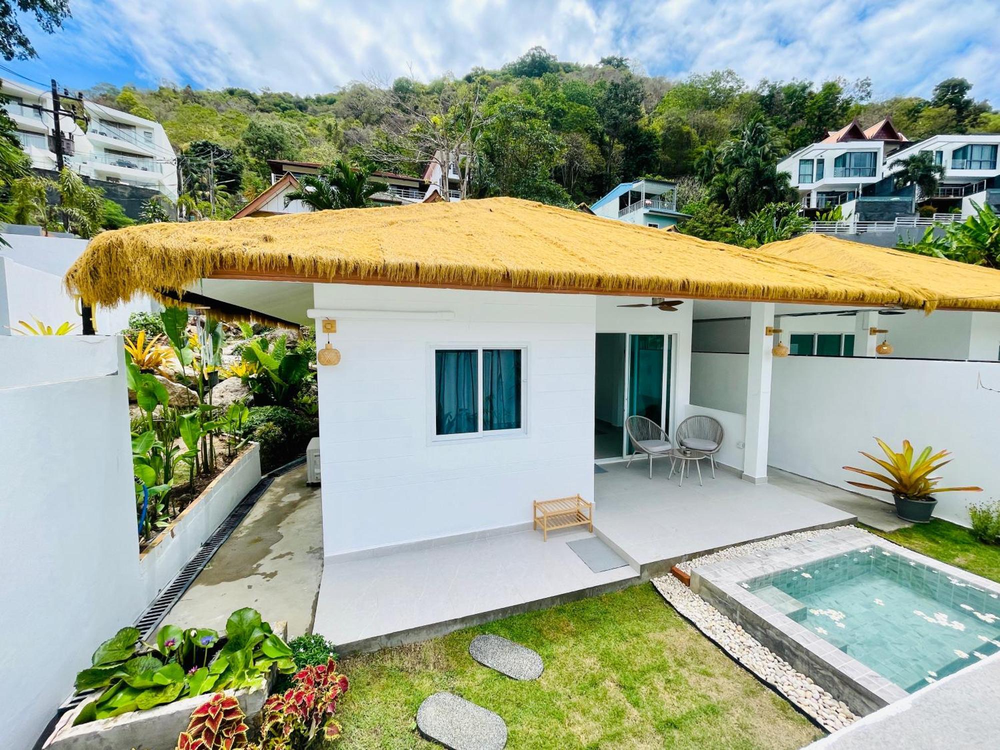 Baan Saint-Tropez Seaview Villas Kata Beach Exterior foto